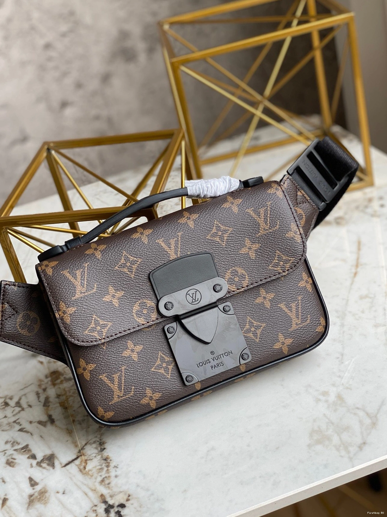 First bag ru SLING VUITTON S BAG LOUIS LOCK 0813
